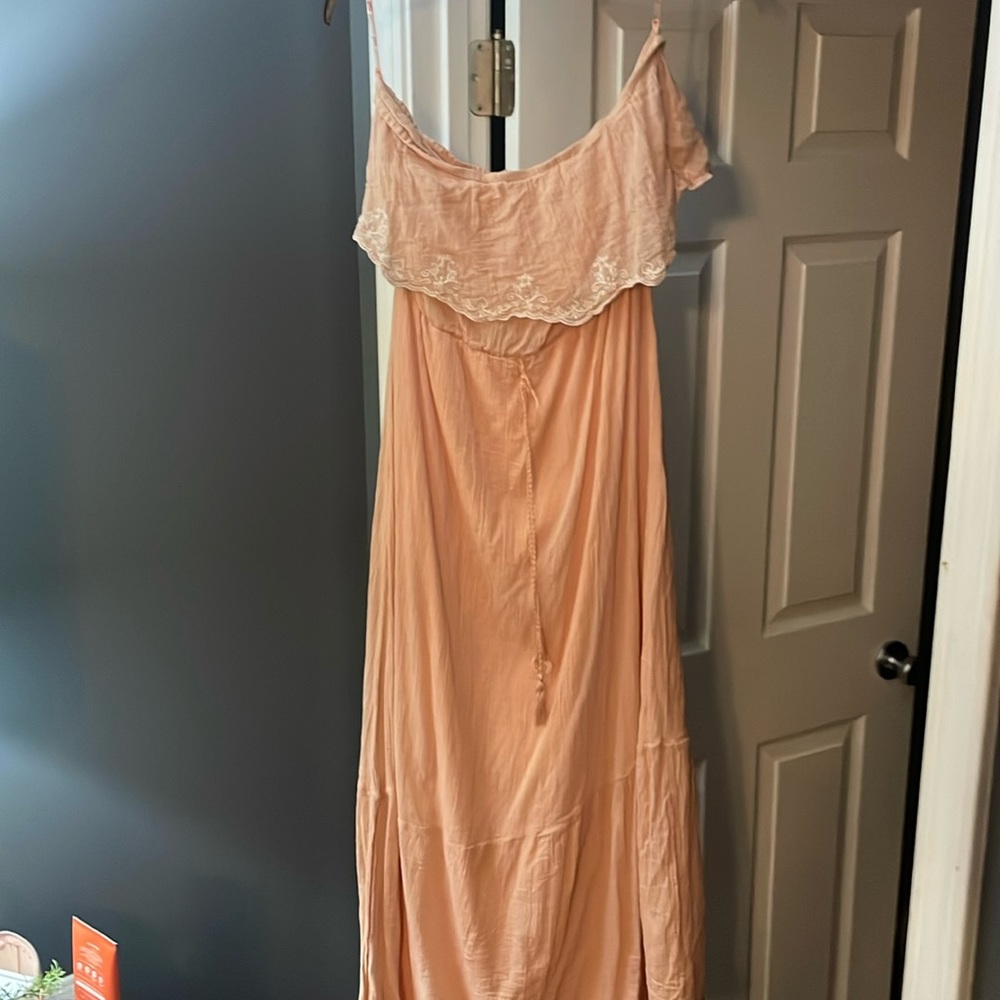 Strapless dress